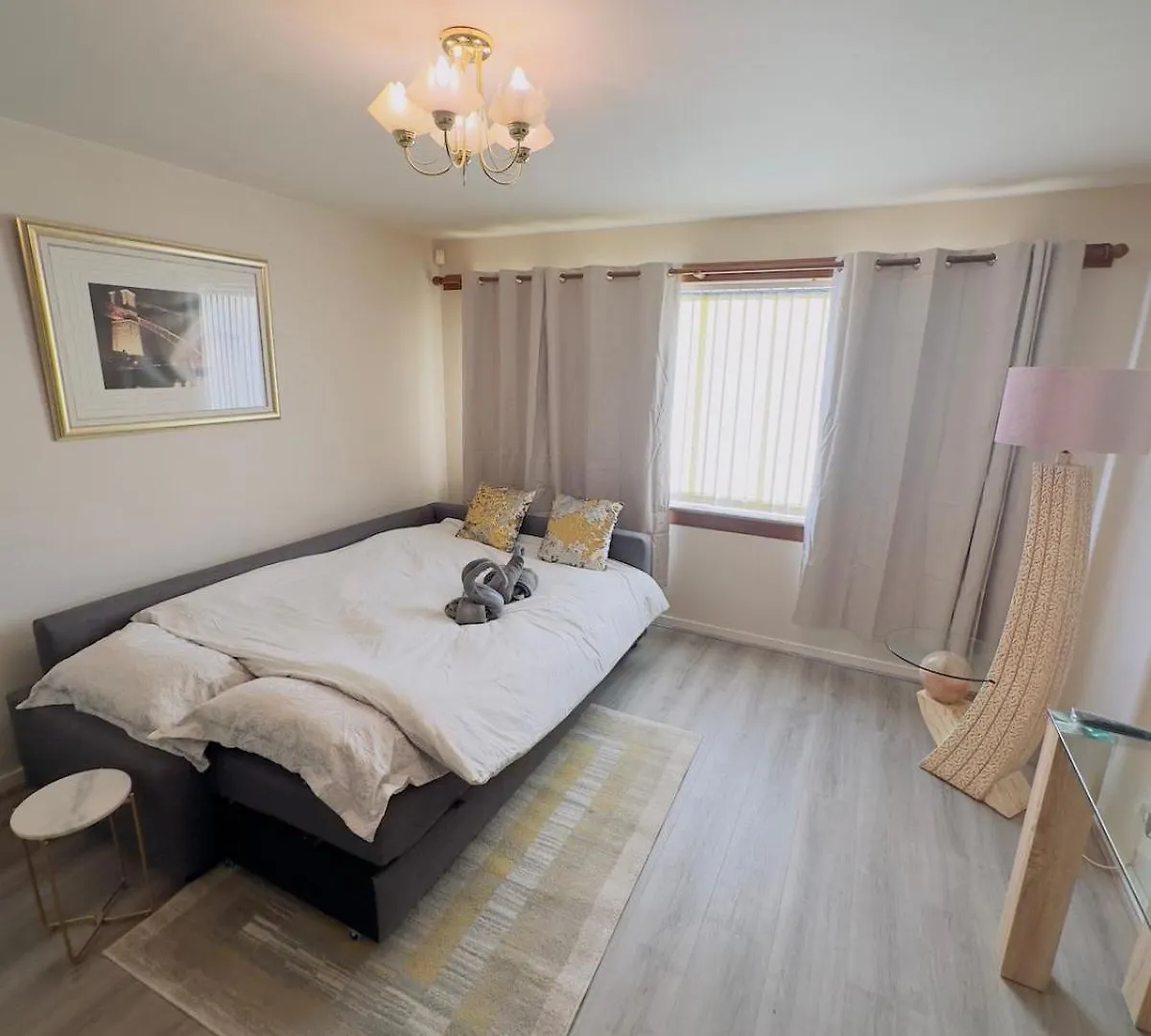 Holiday home Modern & Cosy 3 Bedroom Inverkeithing Home- Ideal For Edinburgh Dunfermline & St Andrews With Free Parking United Kingdom