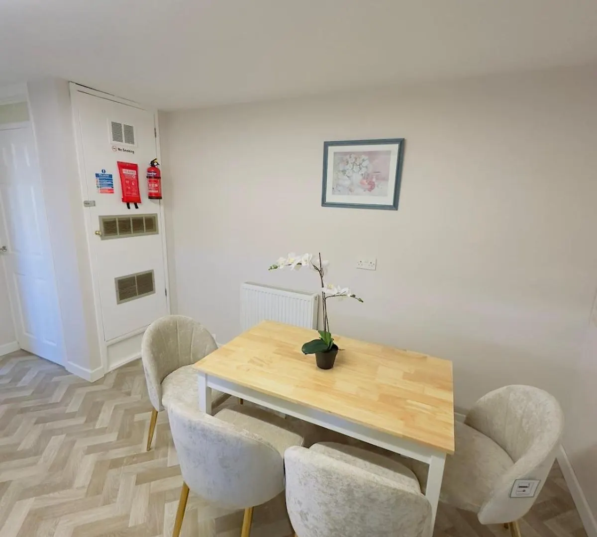 Modern & Cosy 3 Bedroom Inverkeithing Home- Ideal For Edinburgh Dunfermline & St Andrews With Free Parking United Kingdom
