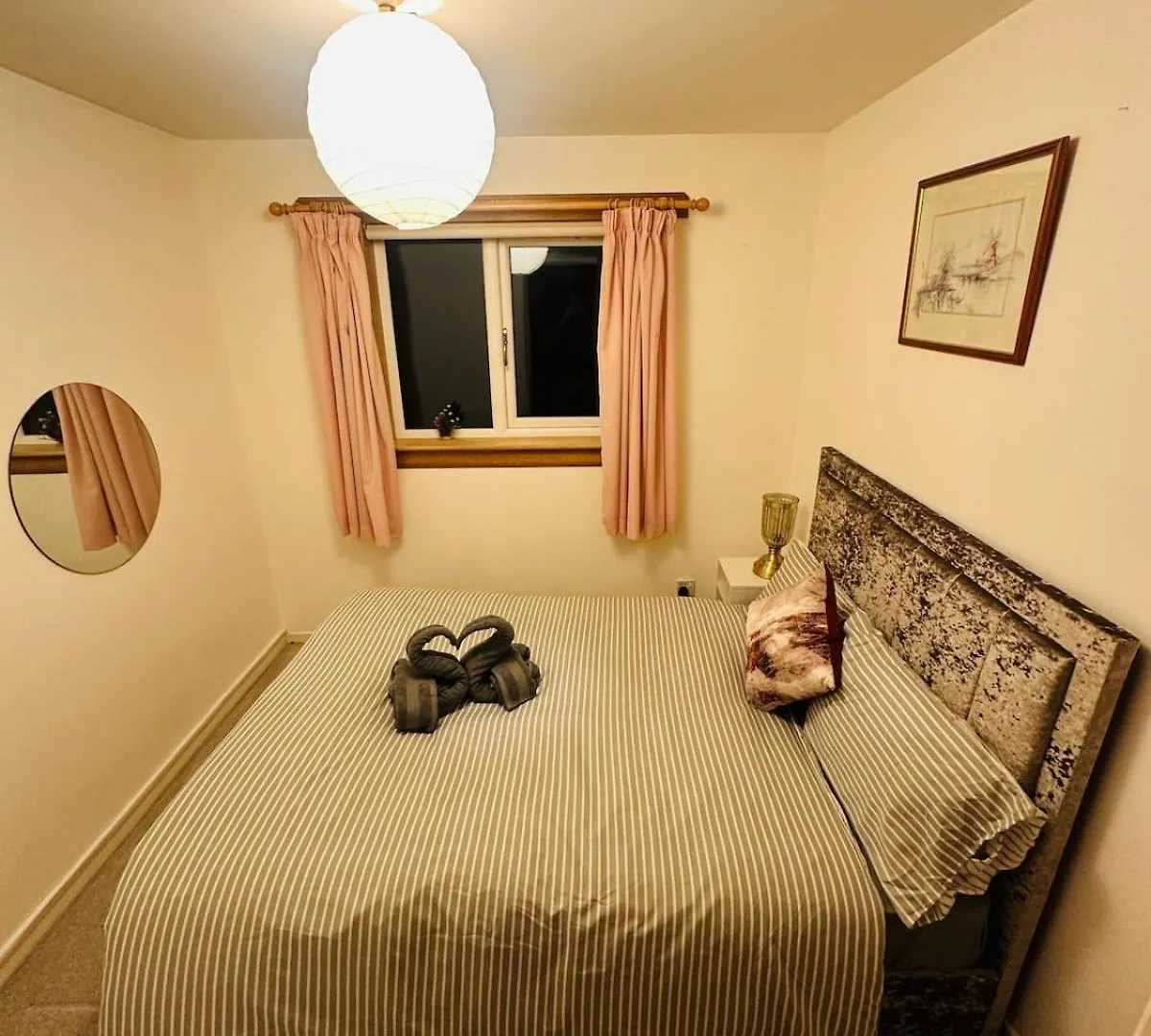 Holiday home Modern & Cosy 3 Bedroom Inverkeithing Home- Ideal For Edinburgh Dunfermline & St Andrews With Free Parking