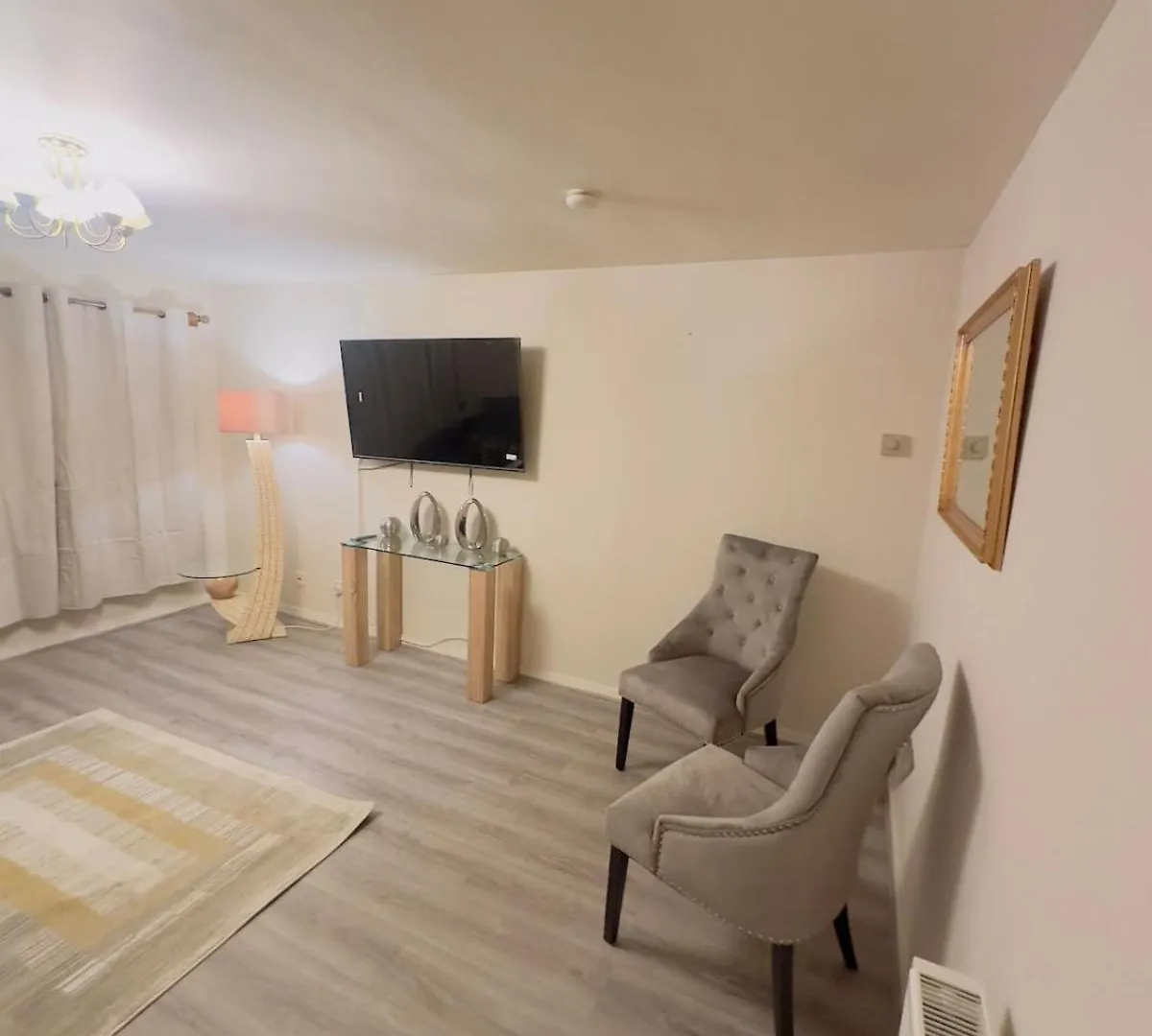 Holiday home Modern & Cosy 3 Bedroom Inverkeithing Home- Ideal For Edinburgh Dunfermline & St Andrews With Free Parking