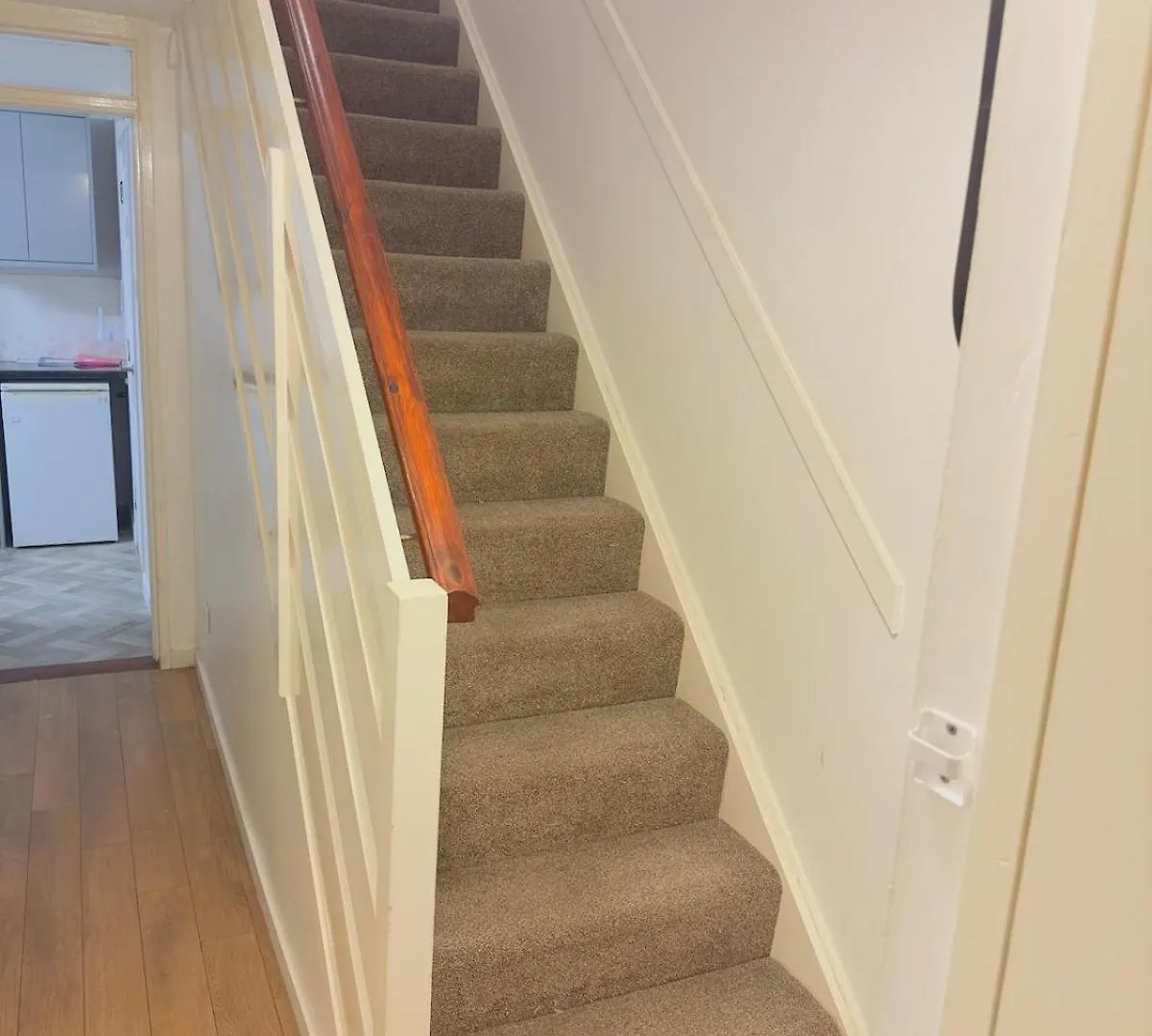 Modern & Cosy 3 Bedroom Inverkeithing Home- Ideal For Edinburgh Dunfermline & St Andrews With Free Parking 0*,