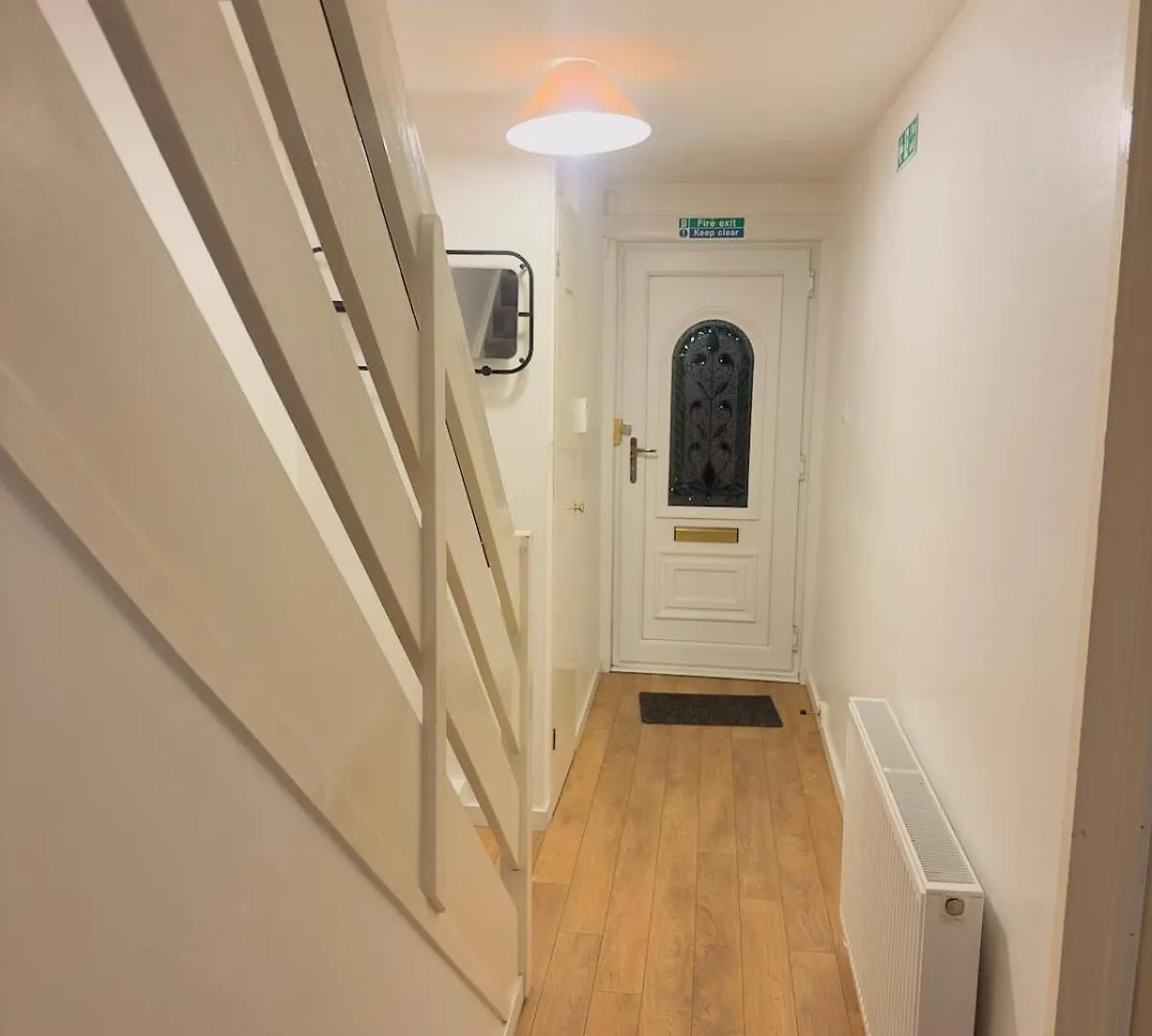 Modern & Cosy 3 Bedroom Inverkeithing Home- Ideal For Edinburgh Dunfermline & St Andrews With Free Parking